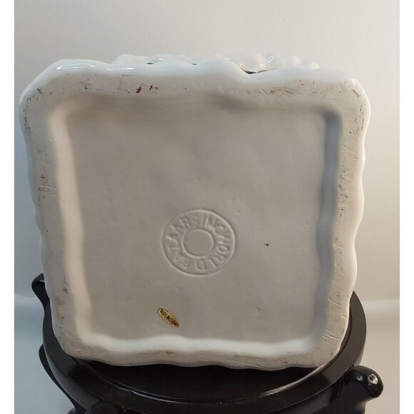 WORLD BAZAR INC, SANTA CLAUSE COOKIE JAR MADE IN CHINA 11'X7'X7' SMALL CHIP SEE - Picture 5 of 7